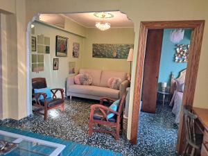Posezení v ubytování Full equipped and comfortable apartment with WiFi