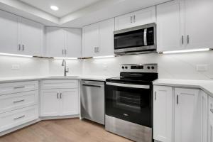 Kuchyň nebo kuchyňský kout v ubytování The Islander - 9B by Sea Scape Properties