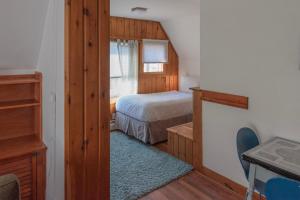 Postel nebo postele na pokoji v ubytování William Henry Miller Inn