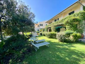 Сад в Belvedere Residenza Mediterranea