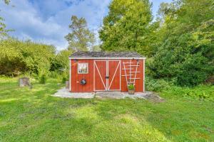 Zahrada ubytování Saugerties Farmhouse Sauna and Countryside Views