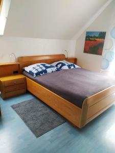 Ένα ή περισσότερα κρεβάτια σε δωμάτιο στο Apartment auf zwei Ebenen