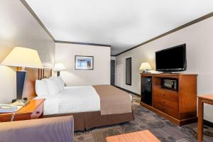 Televisor o centre d'entreteniment de Best Western Apache Junction Inn