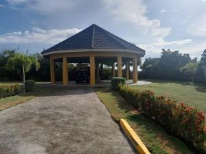 Zahrada ubytování Island Escape-Stonebrook Manor