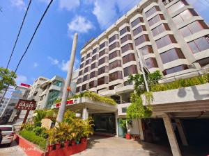 Το κτήριο όπου στεγάζεται το ξενοδοχείο