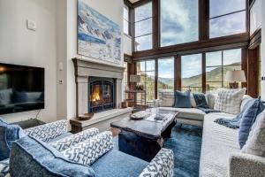 Posezení v ubytování The Vail Collection at the Ritz Carlton Residences Vail