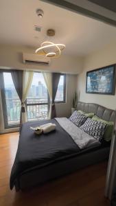 Ένα ή περισσότερα κρεβάτια σε δωμάτιο στο Cloud Nine Escape +14 φωτογραφίες