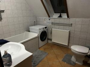 Phòng tắm tại Gut und Günstig nähe Hamburg