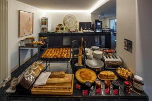 ストラスブールにあるHôtel Garrigae Villa La Florangerie - SPA & Piscineのパン屋 +56枚の写真