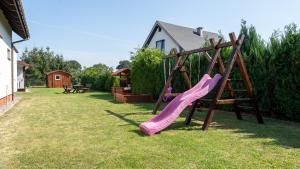 Φωτογραφία από το άλμπουμ του Zacisze Wrzosowo, Sun & Snow σε Wrzosowo