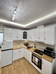 Kuchyň nebo kuchyňský kout v ubytování Anna's Home + 10 fotografií