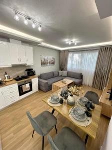 Kuchyň nebo kuchyňský kout v ubytování Anna's Home