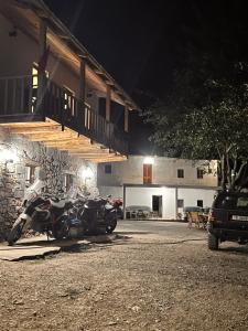 Fotografie z fotogalerie ubytování Lulebore Guesthouse v destinaci Lekbibaj