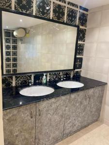 Galeriebild der Unterkunft LuxuryStays Imperial Suites in Goa + 8 Fotos