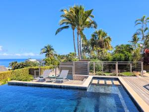 Bazén v ubytování Luxueuse Villa Calypso - Piscine et vue mer nebo v jeho okolí