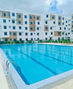 Φωτογραφία από το άλμπουμ του 3 bedroom mombasa CBD with AC στη Μομπάσα