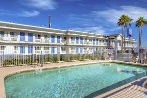 Piscina di Motel 6-Phoenix, AZ - Airport - 24th Street o nelle vicinanze