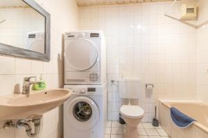 Koupelna v ubytování Monteur-Wohnung mit 2 Schlafzimmer in Alzey für 4 Personen