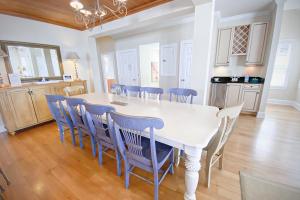 Köök või kööginurk majutusasutuses Ocean Mist by Sea Scape Properties