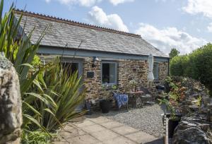 Un jardín fuera de Spice Barn