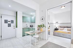Ліжко або ліжка в номері Easylife - Milano - Casati 24 - Porta Venezia