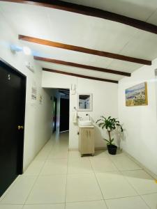 Vstupní hala nebo recepce v ubytování CAMPO VALDES PARK HOSTEL