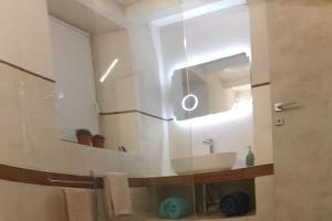 Koupelna v ubytování A due passi dal castello