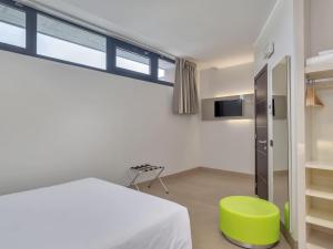 Postel nebo postele na pokoji v ubytování B&B Hotel Como Camerlata