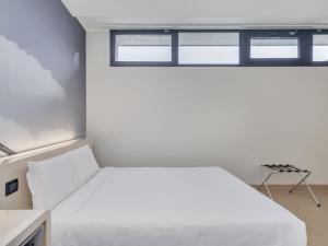 Postel nebo postele na pokoji v ubytování B&B Hotel Como Camerlata