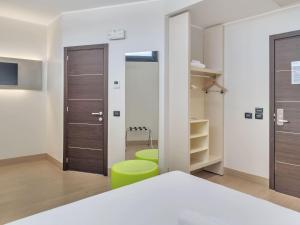 Postel nebo postele na pokoji v ubytování B&B Hotel Como Camerlata