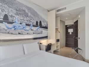 Postel nebo postele na pokoji v ubytování B&B Hotel Como Camerlata