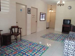TV a/nebo společenská místnost v ubytování M4R Homestay Gua Musang