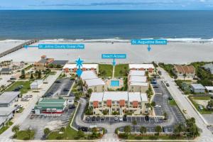 an aerial view of a resort with the beach at Pier Point 17 in St. Augustine