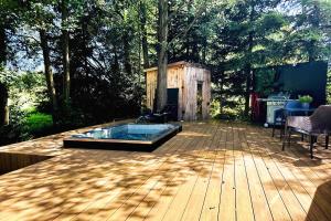 Fotografie z fotogalerie ubytování Glamping tent between two streams v Příbrami
