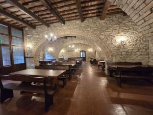 Posezení v ubytování Ostello San Marco Cortona + 31 fotografií