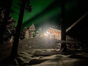 Kiruna Mountain Lodge v zimě