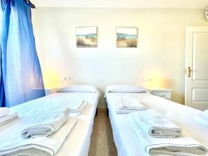 Posteľ alebo postele v izbe v ubytovaní Apartment in Aguadulce near La Envia Golf