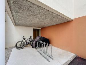 Fotografia z galérie ubytovania Appartement F2 climatisé avec terrasse, parking privé, à 700m des Thermes de Lamalou-les-Bains - FR-1-451-168 v destinácii Lamalou-les-Bains