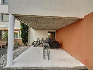 Fotografia z galérie ubytovania Appartement F2 climatisé avec terrasse, parking privé, à 700m des Thermes de Lamalou-les-Bains - FR-1-451-168 v destinácii Lamalou-les-Bains