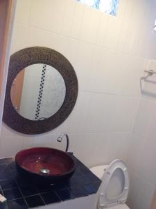 A bathroom at Nan Chic inn