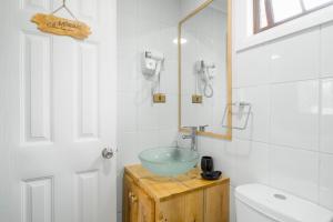 Koupelna v ubytování Pucón Rec-Lodge Cabaña Fiu