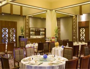 Restaurace v ubytování Hillview Golf Resort Dongguan
