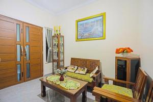 Posezení v ubytování OYO 91974 Alfisal Syariah