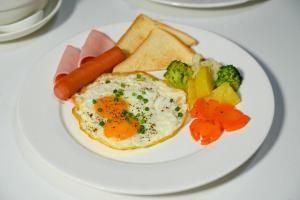 Φαγητό σε αυτό το ξενοδοχείο ή κάπου εκεί κοντά +45 φωτογραφίες