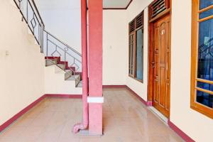 Gallery image of Hotel O Fj Guest House in Bandung +75 photos