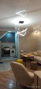 Eldhús eða eldhúskrókur á Apartments Lezzet