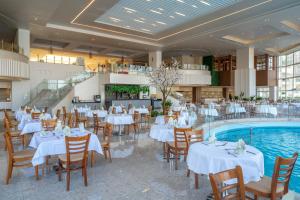 The swimming pool at or close to Aurora Oriental Resort Sharm El Sheikh