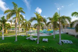 The swimming pool at or close to Aurora Oriental Resort Sharm El Sheikh