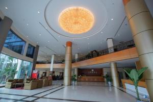 Ο χώρος του λόμπι ή της ρεσεψιόν στο Vientiane Plaza Hotel