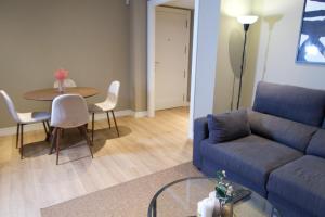 Χώρος καθιστικού στο Sweet Apartment